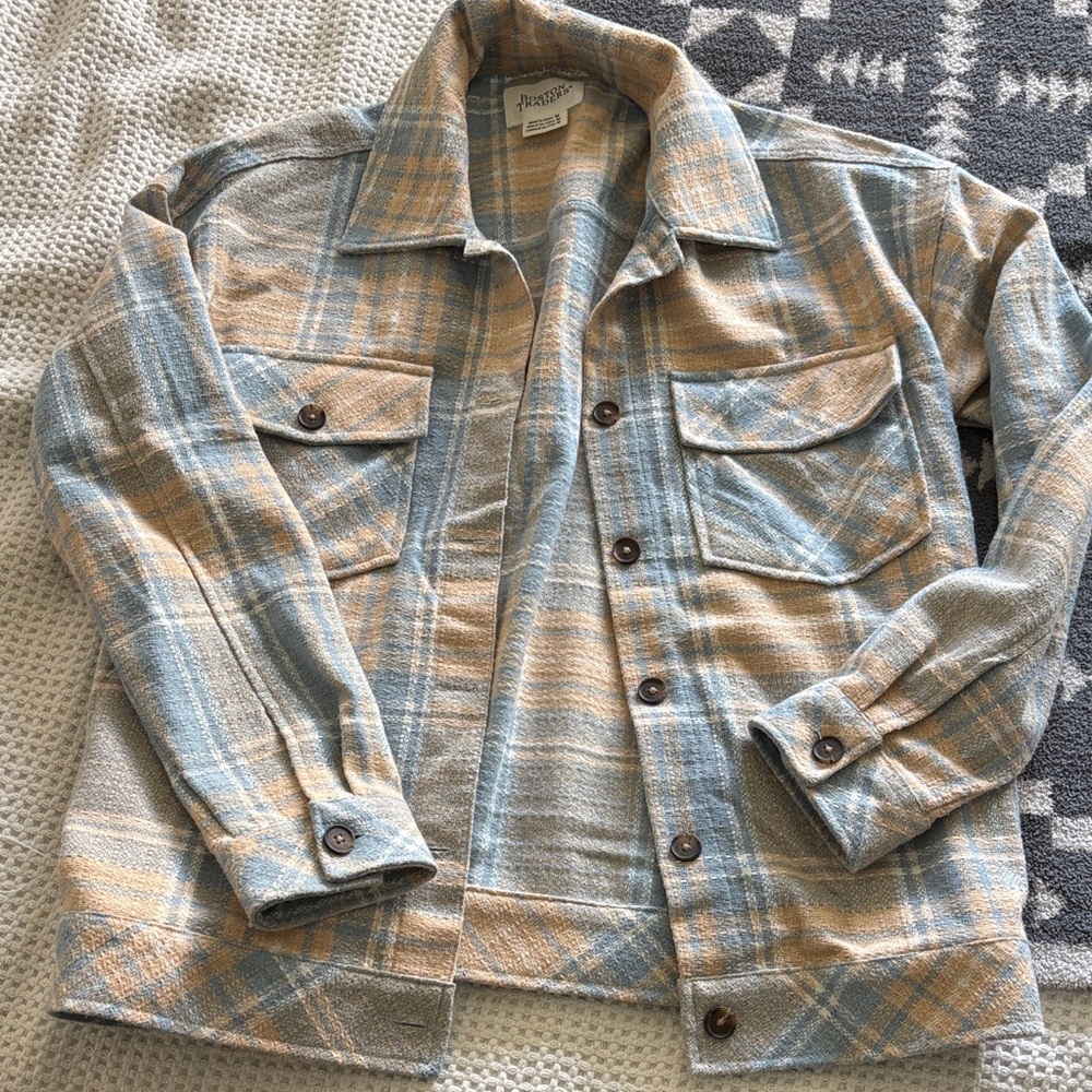 Vintage-Inspired Blue & Peach Plaid Shirt Jacket
